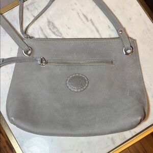 Roots Edie Bag Tribe *Small Discoloration*